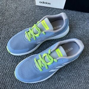 Women’s Adidas Sooraj athletic shoes sz7